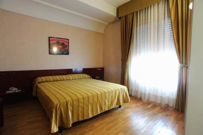 Imagen de la habitación del Hotel Master, Albignasego. Foto 12