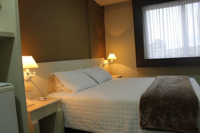 Imagen general del Hotel Master Express Cidade Baixa. Foto 2