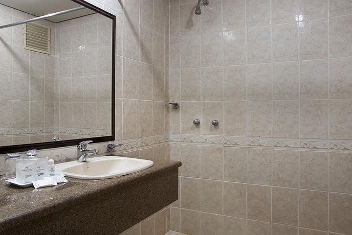 Imagen de la habitación del Hotel Master Grande. Foto 9