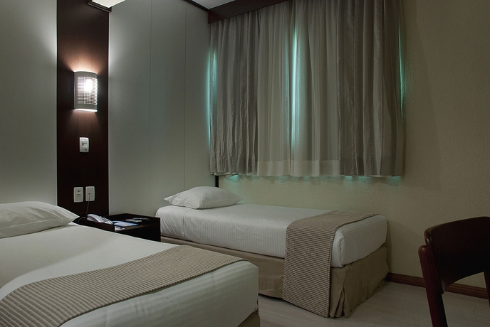 Imagen de la habitación del Hotel Master Premium Royal. Foto 5
