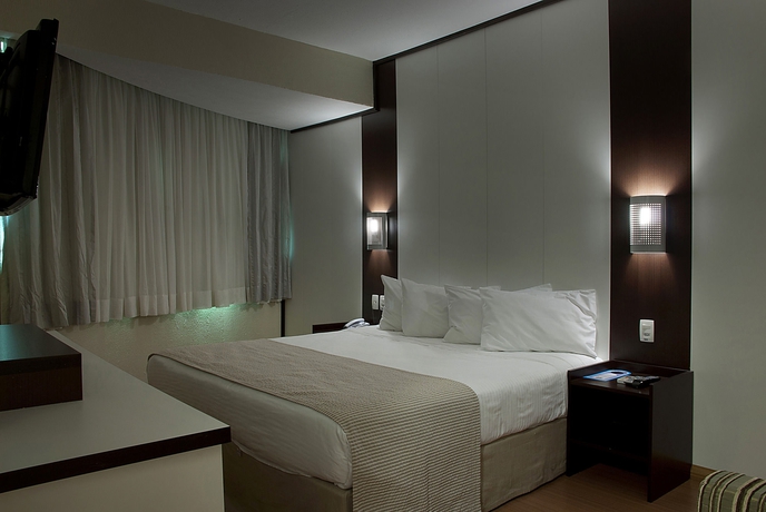 Imagen de la habitación del Hotel Master Premium Royal. Foto 10