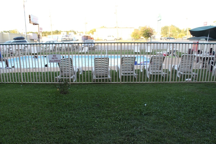 Imagen de los exteriores del Hotel Masters Inn Tuscaloosa. Foto 14
