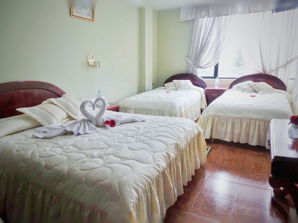 Imagen de la habitación del Hotel Master's Suite. Foto 15