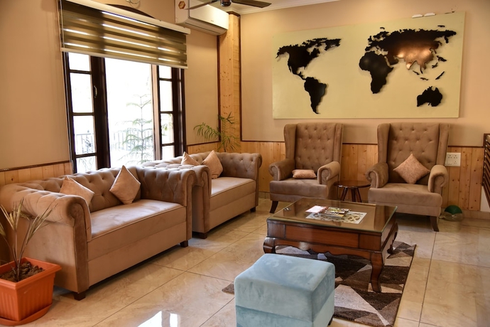 Imagen de los interiores del Hotel Mastiff Hotel Gopalpur. Foto 16