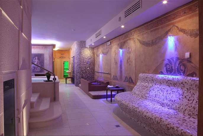 Imagen de la piscina del Hotel Mastino. Foto 12