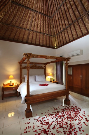 Imagen de la habitación del Hotel Matahari Bungalow. Foto 4