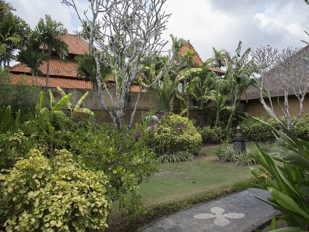 Imagen de los exteriores del Hotel Matahari Terbit Bali. Foto 9
