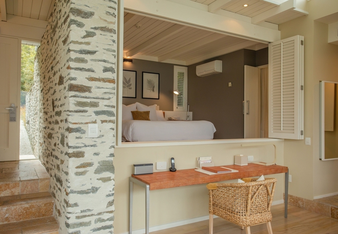 Imagen de la habitación del Hotel Matakauri Lodge. Foto 16