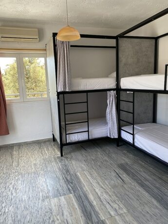Imagen de la habitación del Hotel Matala Hostel. Foto 11