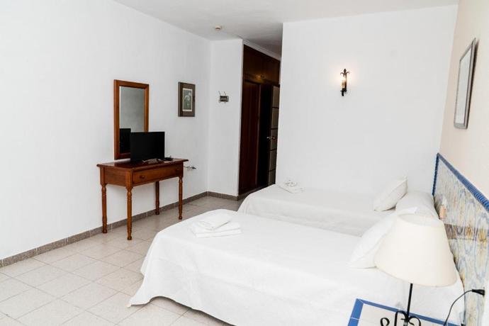 Imagen de la habitación del Hotel Matalascañas. Foto 4