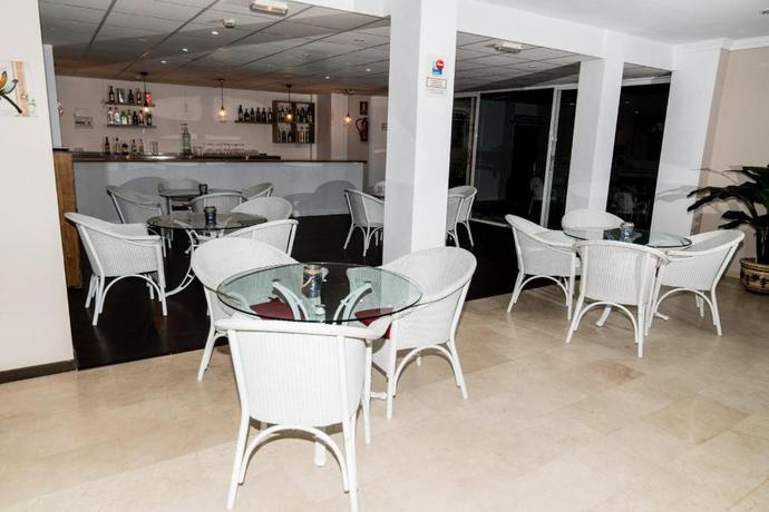 Imagen del bar/restaurante del Hotel Matalascañas. Foto 2