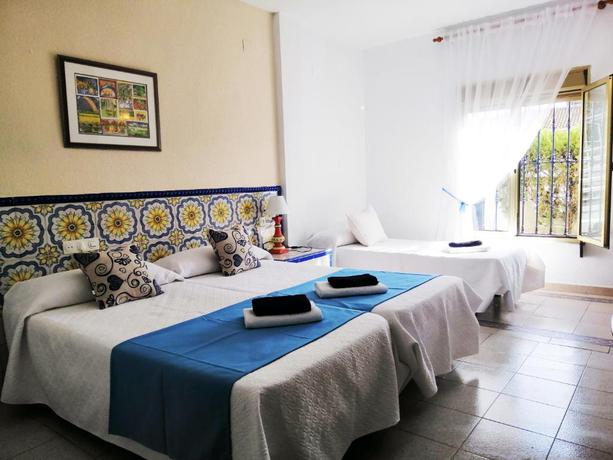 Imagen de la habitación del Hotel Matalascañas. Foto 11