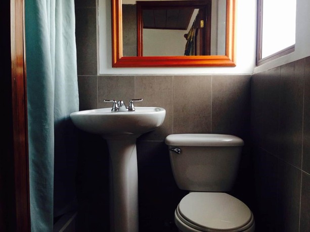 Imagen de la habitación del Hotel Matalbatz. Foto 9