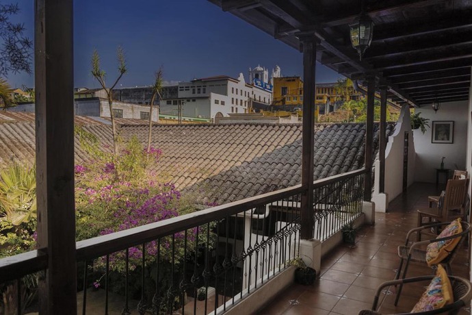 Imagen de la habitación del Hotel Matalbatz. Foto 17