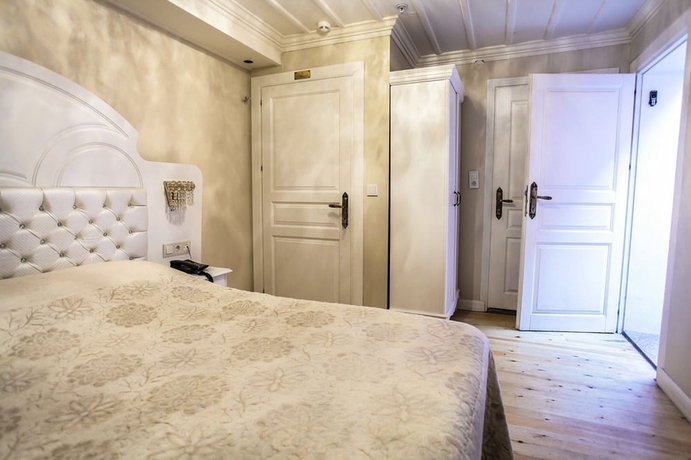 Imagen de la habitación del Hotel Mataraci Konak. Foto 10