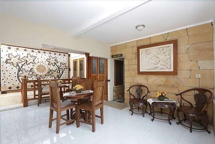 Imagen de los interiores del Hotel Mataram Malioboro. Foto 13