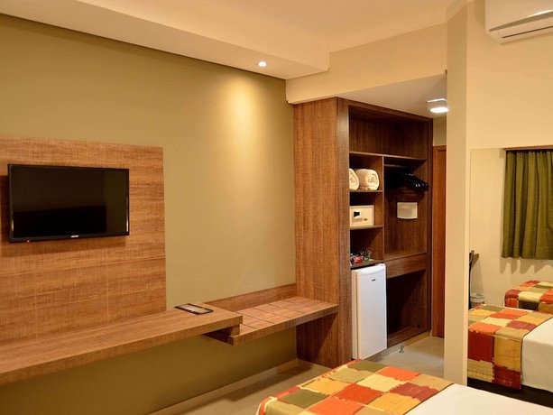 Imagen de la habitación del Hotel Mat&atilde;o Suites By Mercure. Foto 7