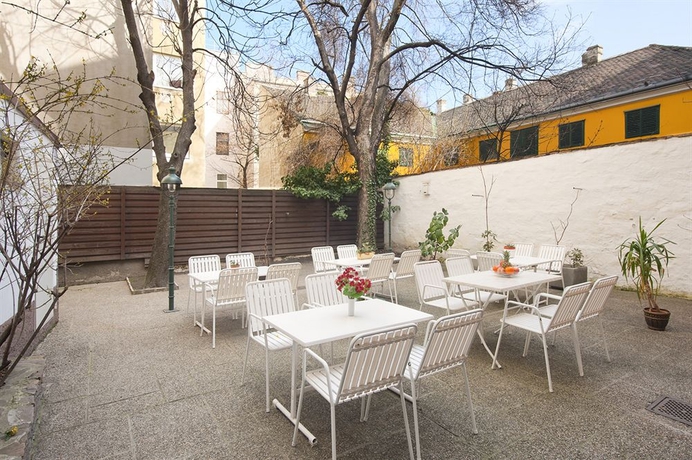 Imagen de los exteriores del Hotel Mate Dependance. Foto 10