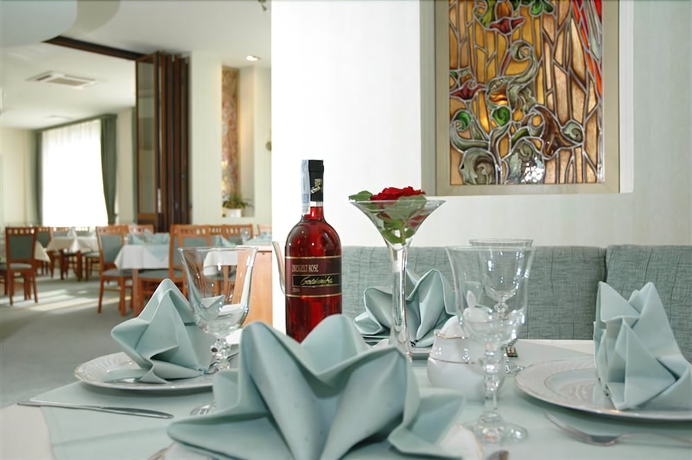 Imagen del bar/restaurante del Hotel Matejko. Foto 5