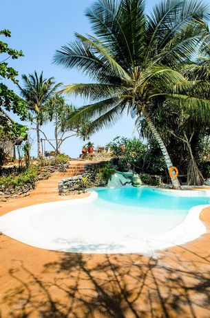 Imagen de la piscina del Hotel Matemwe Lodge. Foto 15