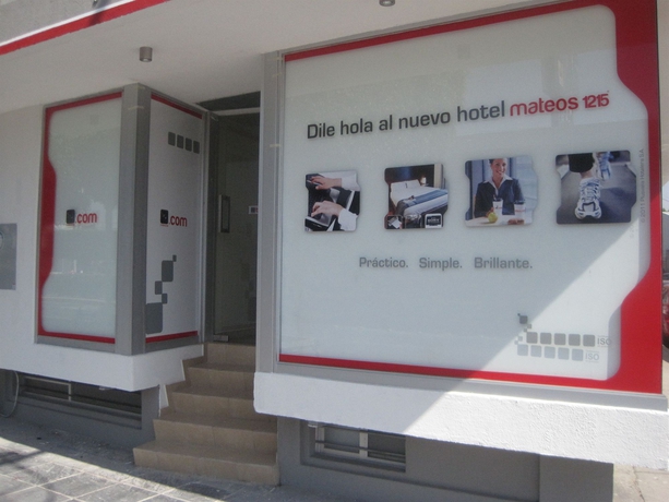 Imagen de los exteriores del Hotel Mateos 1215. Foto 8