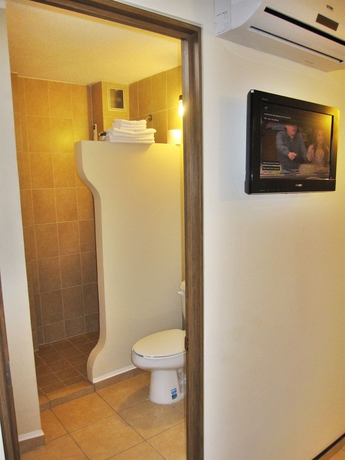 Imagen de la habitación del Hotel Mateos 1215. Foto 4