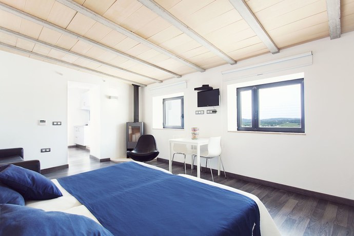 Imagen de la habitación del Hotel Mater Ariany. Foto 13