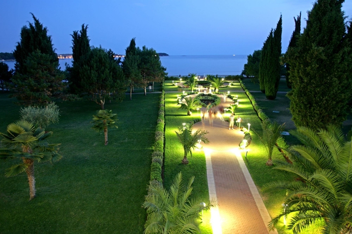 Imagen de los exteriores del Hotel Materada Plava Laguna. Foto 8