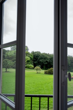 Imagen de la habitación del Hotel Mathieu Kergourlay de Boisgelin. Foto 4