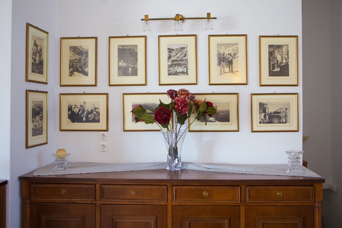 Imagen de los interiores del Hotel Mathios Village. Foto 13