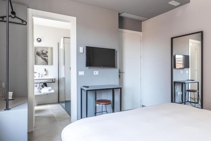 Imagen de la habitación del Hotel Mathis, Chiaravalle Della Colomba. Foto 14