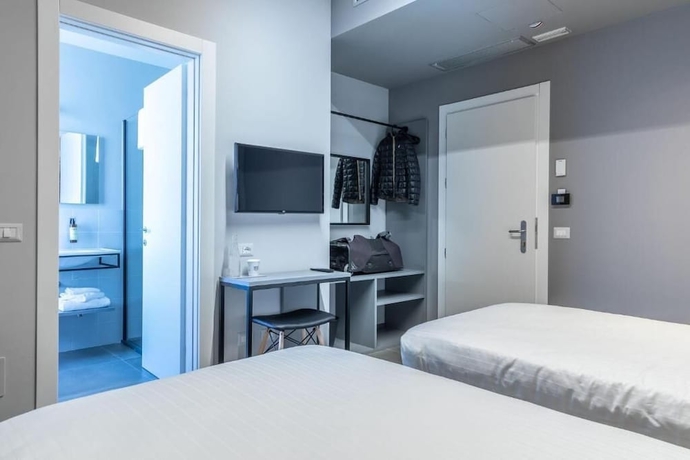 Imagen de la habitación del Hotel Mathis, Chiaravalle Della Colomba. Foto 19