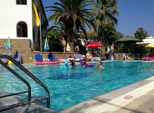 Imagen general del Hotel Mathraki Resort. Foto 10