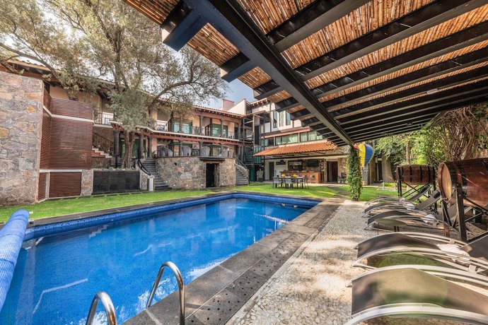 Imagen de la piscina del Hotel Matian Boutique. Foto 19