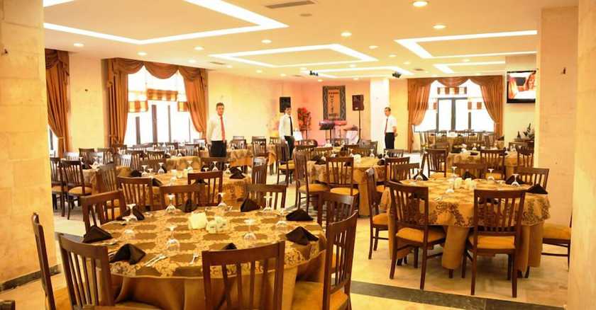 Imagen del bar/restaurante del Hotel Matiat. Foto 3