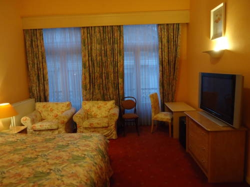 Imagen de la habitación del Hotel Matignon Grand Place. Foto 3