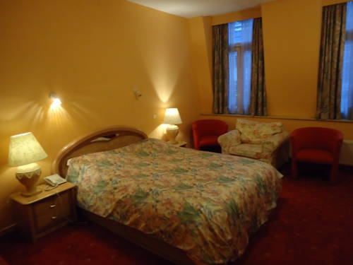 Imagen de la habitación del Hotel Matignon Grand Place. Foto 4