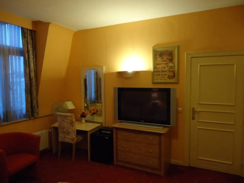 Imagen de la habitación del Hotel Matignon Grand Place. Foto 6