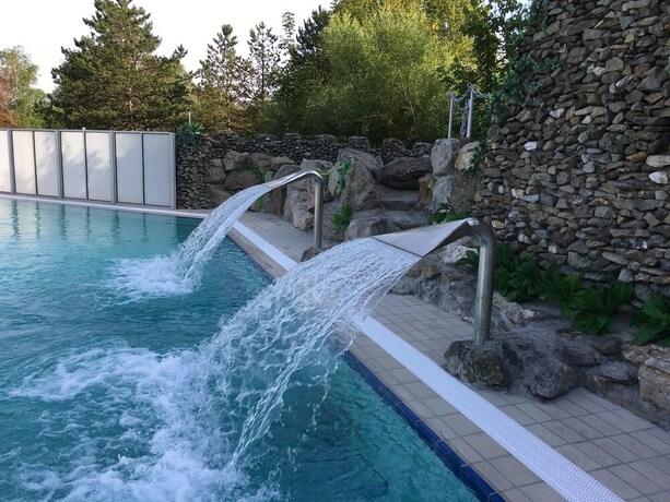 Imagen de la piscina del Hotel Matija Gubec. Foto 11