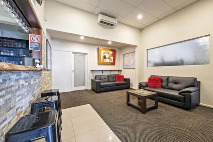 Imagen de los interiores del Hotel Matilda Motor Inn. Foto 18