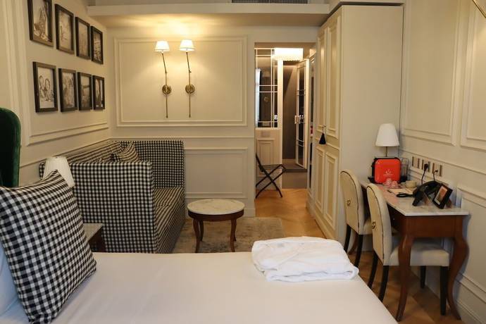 Imagen de la habitación del Hotel Matilde Boutique. Foto 16