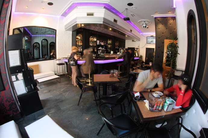 Imagen del bar/restaurante del Hotel Matilde By Gaiarooms. Foto 2