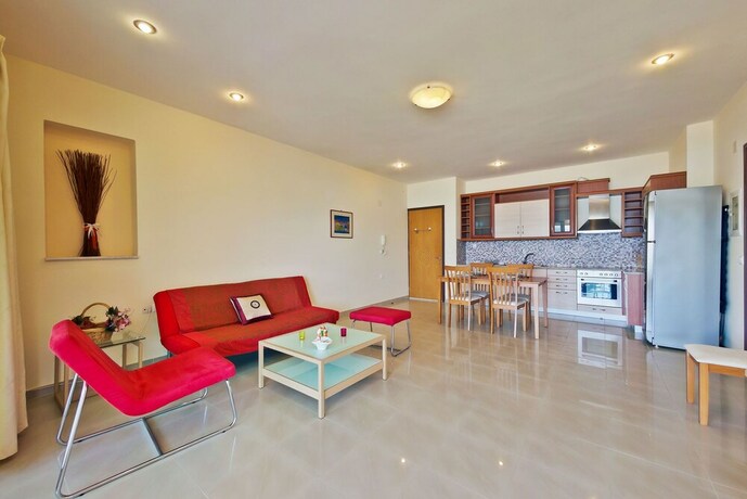 Imagen de la habitación del Hotel Matina's Residence. Foto 22