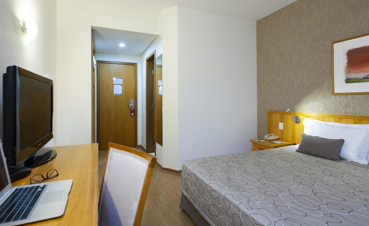 Imagen de la habitación del Hotel Matiz Bar&atilde;o Geraldo Express. Foto 5