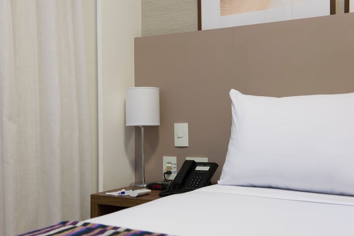 Imagen de la habitación del Hotel Matiz Multi Su&iacute;tes. Foto 7