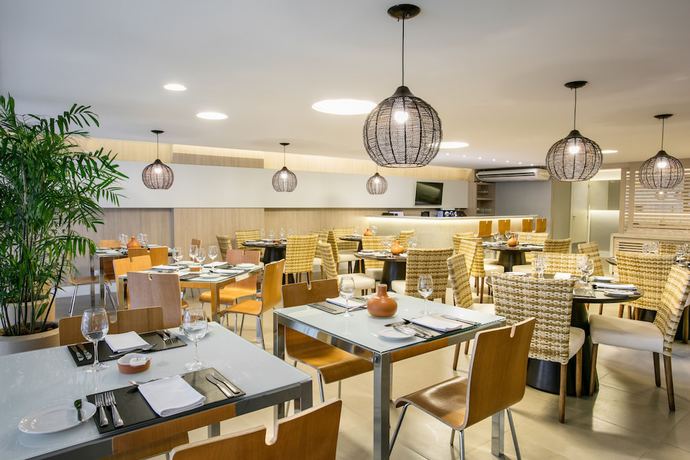 Imagen del bar/restaurante del Hotel Matiz Niter&oacute;i Design. Foto 4