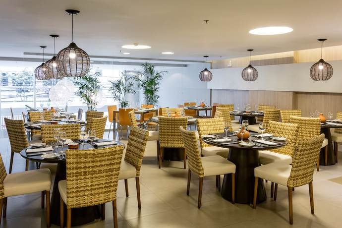 Imagen del bar/restaurante del Hotel Matiz Niter&oacute;i Design. Foto 5
