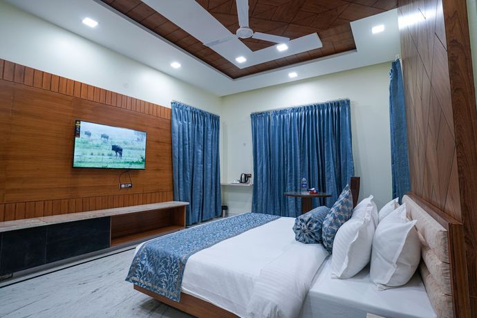 Imagen de la habitación del Hotel Matoshree Club and Resort. Foto 6