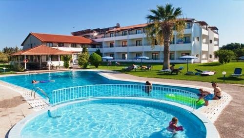 Imagen general del Hotel Matoula Beach. Foto 2