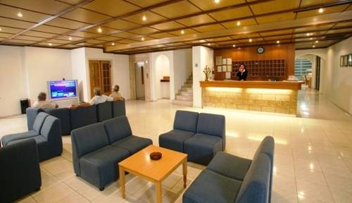 Imagen general del Hotel Matoula Beach. Foto 3